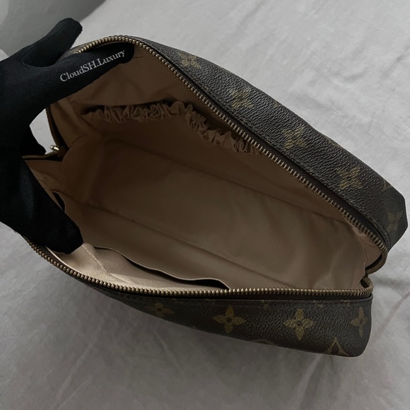 Auth Louis Vuitton Monogram Trousse Toilette 28 - Vintage - Picture 3 of 10